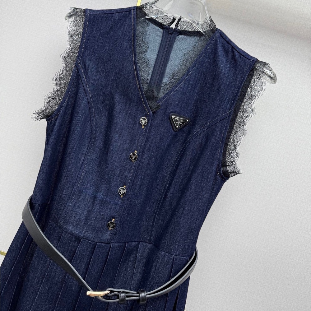 Prada lace-neck denim dress paired with a belt - Picture 3 of 7
